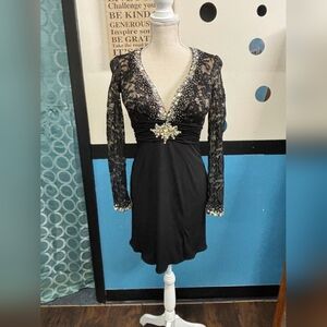 Tony Bowls Short Formal